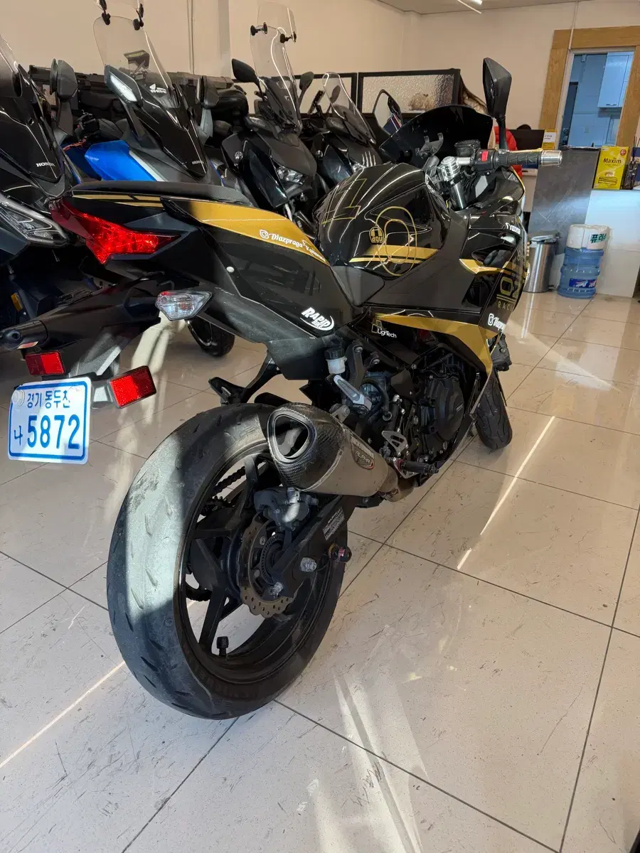 thumbnail-3